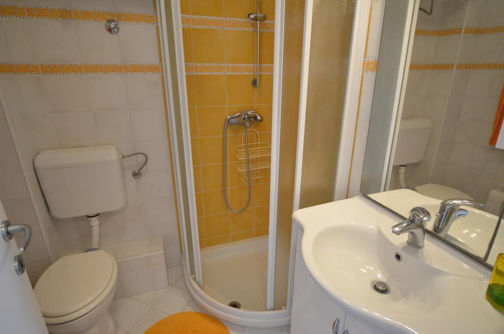 Apartment Anna Borik 로비니 외부 사진