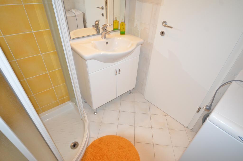Apartment Anna Borik 로비니 외부 사진